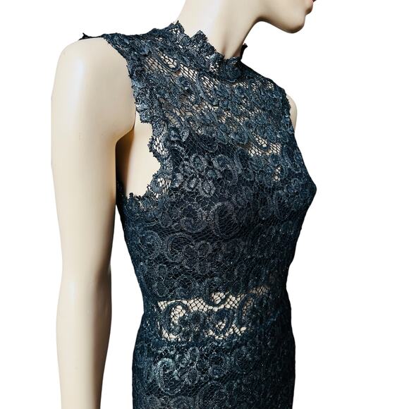 Nightcap Dixie Black and Metallic Silver Lace Sleeveless Knee High Dress Size 4 - Picture 9 of 12